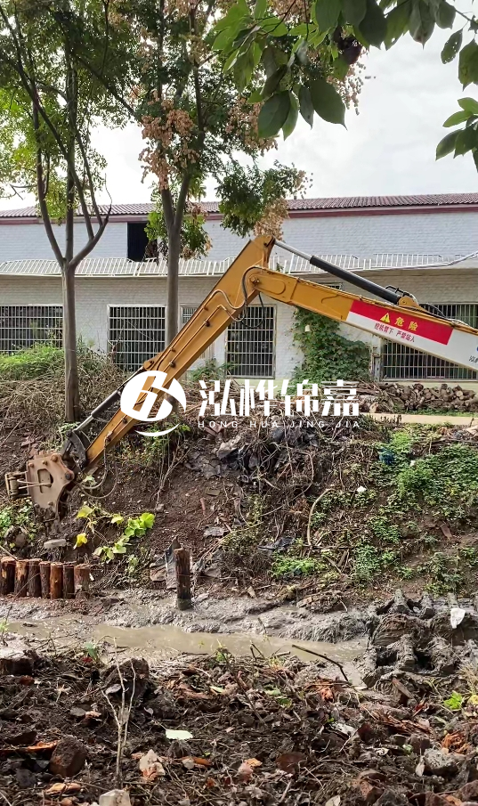駐馬店挖機打木樁專業(yè)施工- 河道打木樁后木樁腐朽怎么防治？
